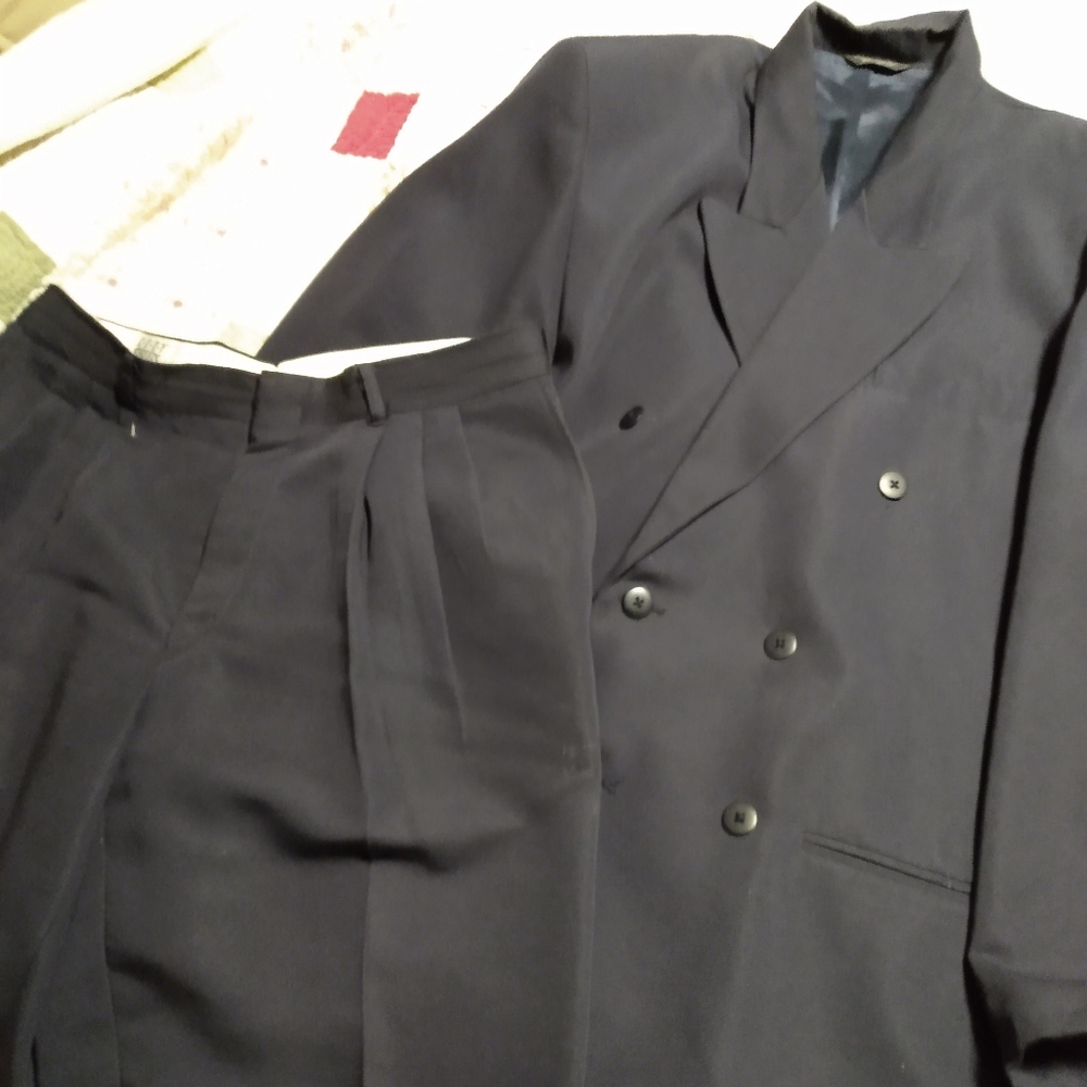 Men's city streets custom bubble breasted suit
